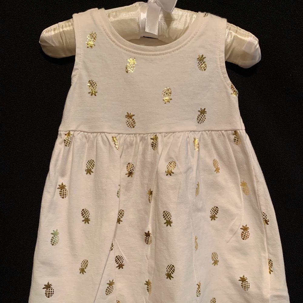 Old Navy cream dress w/ shiny gold pineapples